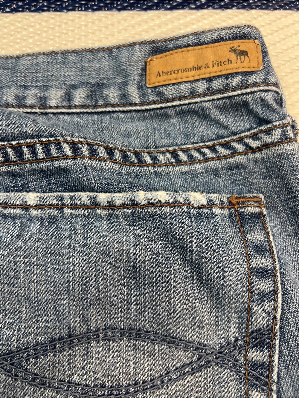 Abercrombie & Fitch 101 Flared Jeans Light Wash Y2K Denim - Picture 6 of 6